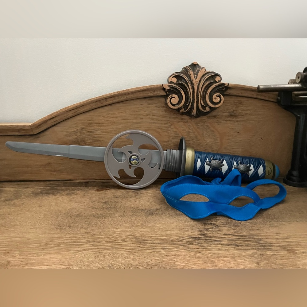 2016 TMNT Out of the Shadows Conceal & Reveal Leonardo’s Sword COSPLAY